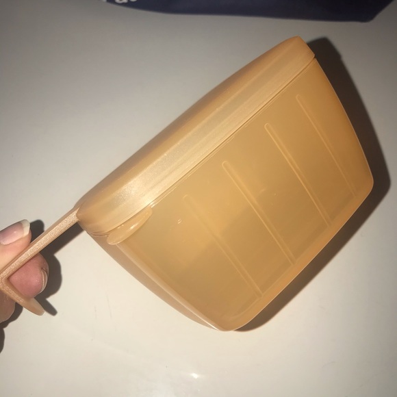 Tupperware Forget Me Not Cheese Keeper - Picture 2 of 7